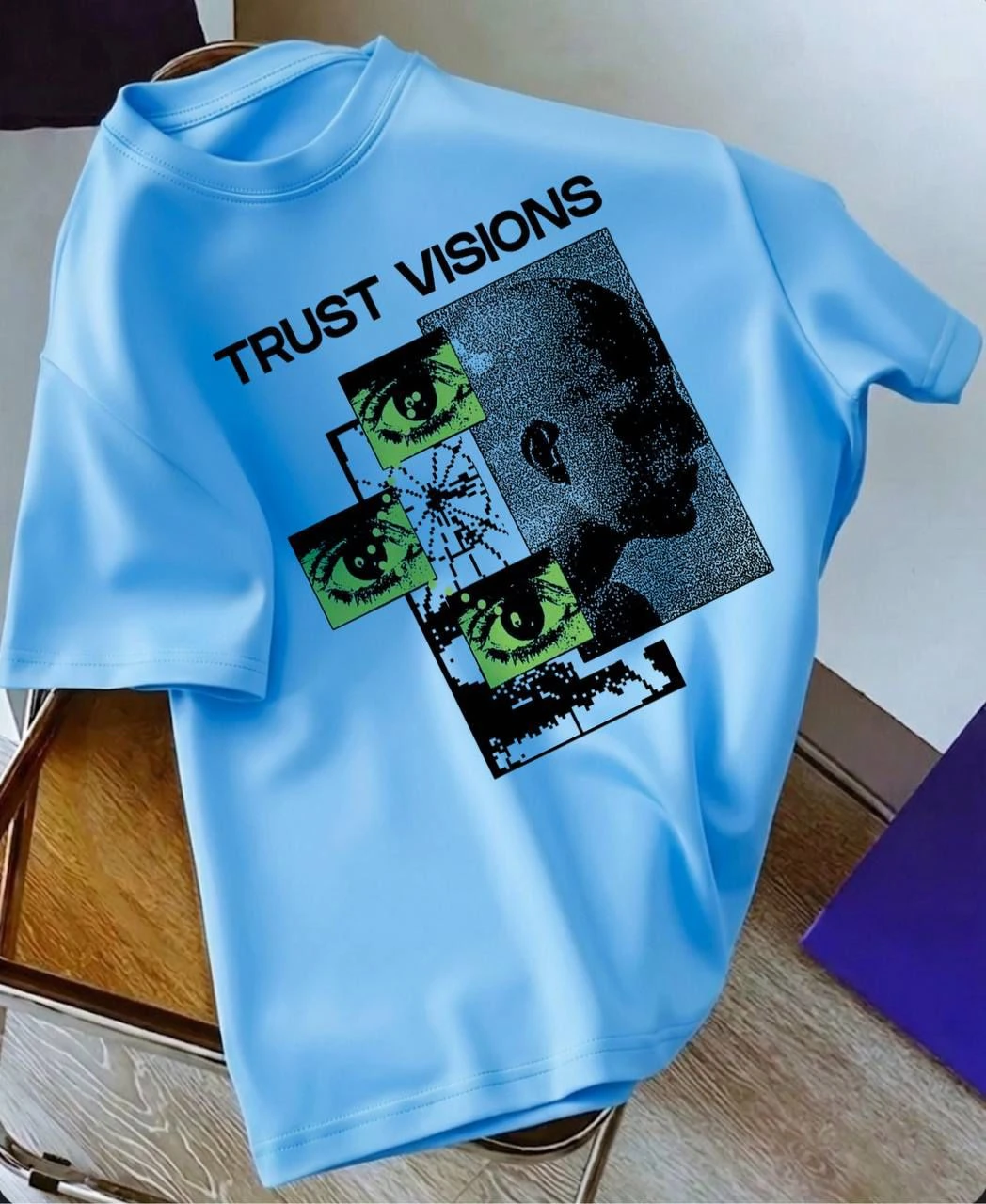 Unisex Trust Visions Graphic Tee - Oversized Streetwear T-Shirt with Silhouette Print for Casual Everyday Style