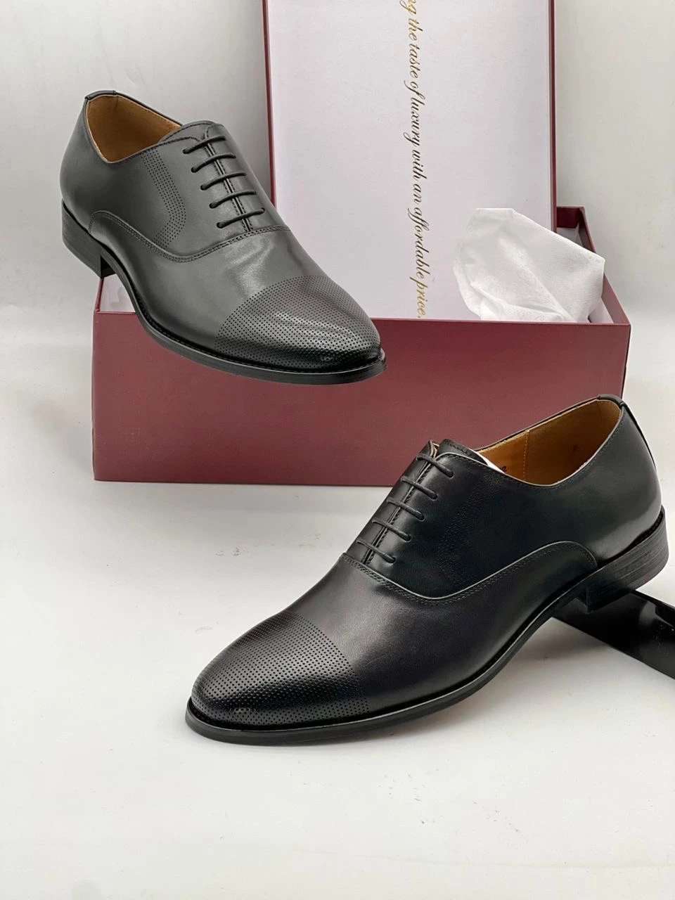 Men's Classic Black Leather Loafers with Buckle Detail - Stylish Slip-On Dress Shoes for Formal & Business Casual Wear