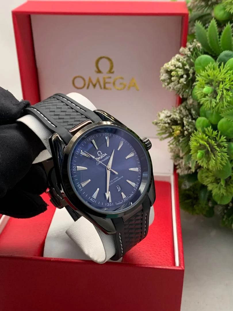 Quality Men's Omega Seamaster Co-Axial Chronometer Wrist Watch with Striking Blue Dial and Durable Black Rubber Strap