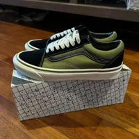 Classic Vans Old Skool Olive Green  Black Canvas Suede Low-Top Sneakers - Iconic Everyday Streetwear Trainers - View 2