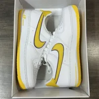 Nike Air Force 1 Low 'Lakers Spirit' White  Yellow Sneakers with Purple Accents - Iconic Streetwear Comfort for Men and Women - View 2