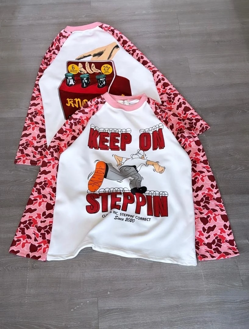 *VINTAGE TOPS AVAILABLE AND  SELLING NOW*
*SIZES  XL,2XL*🛒
