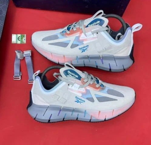 Unisex Reebok Zig Kinetica II Energy Return Sneakers - Cream Multi-Color Lifestyle Trainers for Dynamic Comfort & Style