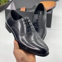 Men's Louis Vuitton Black Leather Cap-Toe Oxford Dress Shoes - Premium Formal Footwear for Business & Special Occasions - View 2