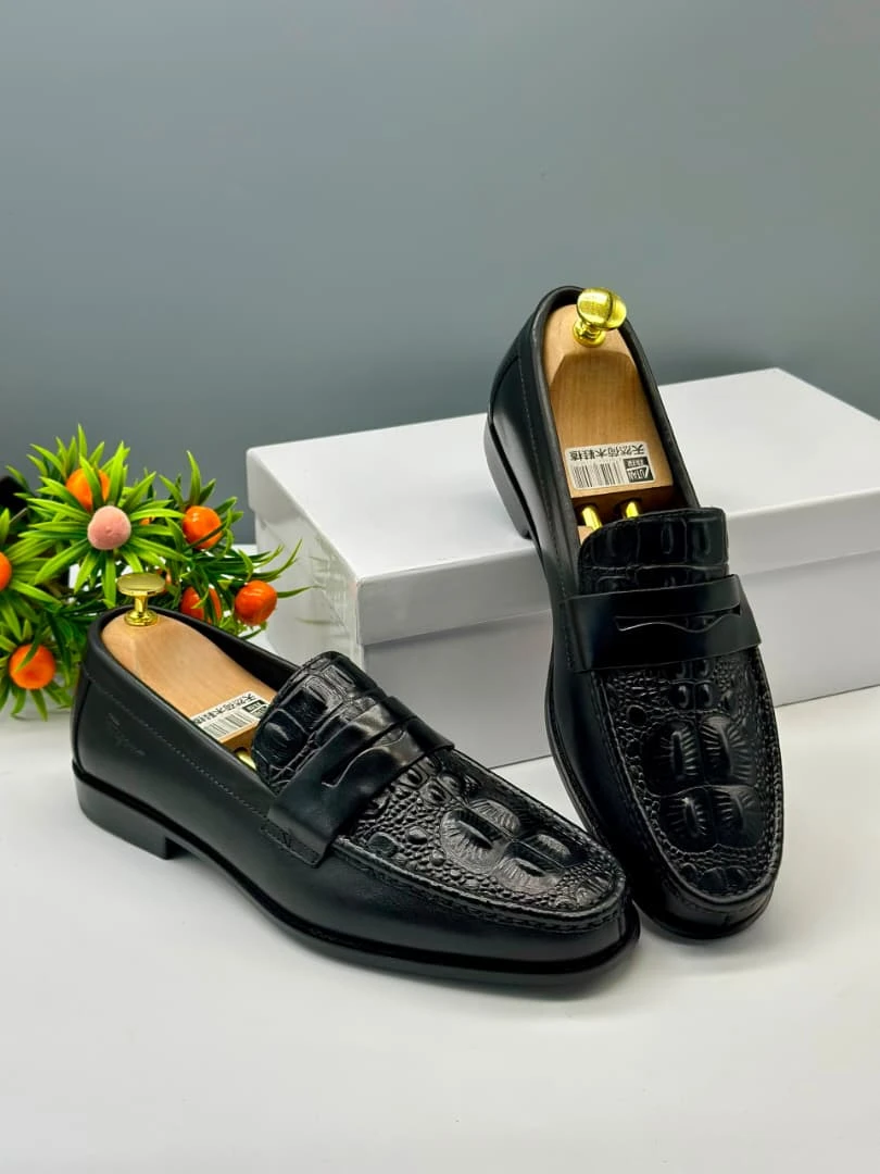 Men's Premium Black Crocodile Embossed Leather Loafers – Stylish Slip-On Dress Shoes for Elegant Semi-formal and Official Events