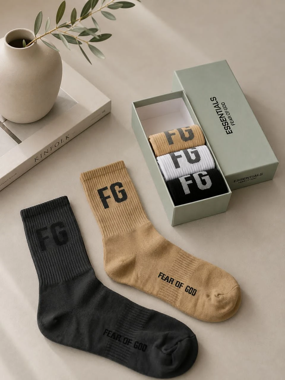 Fear of God Essentials FG Logo Unisex Ribbed Crew Socks 5-Pack Set- Premium Streetwear Comfort in Black, White  Khaki