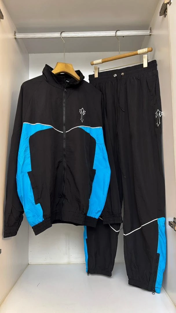 Unisex Retro White & Black Striped Tracksuit Set with Red Accents - Stylish Full-Zip Activewear Jacket and Comfortable Athletic Pants for Sports & Casual Wear
