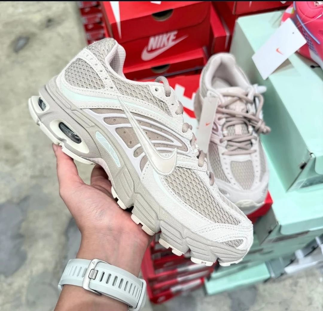 Unisex Nike Air Max Lifestyle Running Shoes - Dusty Beige/Taupe Retro Comfort Sneakers for Men & Women