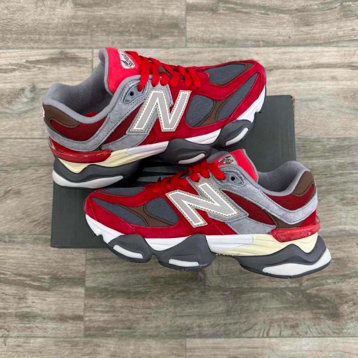 New Balance 9060 Unisex Red Trainers Grey Chunky Lifestyle Sneakers – Stylish Athletic-Inspired Comfort Trainers for Everyday Wear