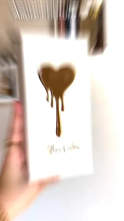 Women's Mimi Couture Golden Dripping Heart Luxury Gift Box - Elegant Premium Packaging for Her Special Occasion & Unique Treasures - Main View