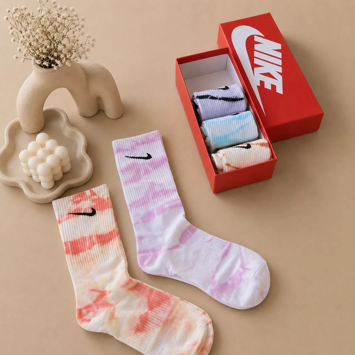 Nike Pastel Tie-Dye Crew Socks 5-Pack Gift Set - Trendy  Comfortable Fashion Footwear