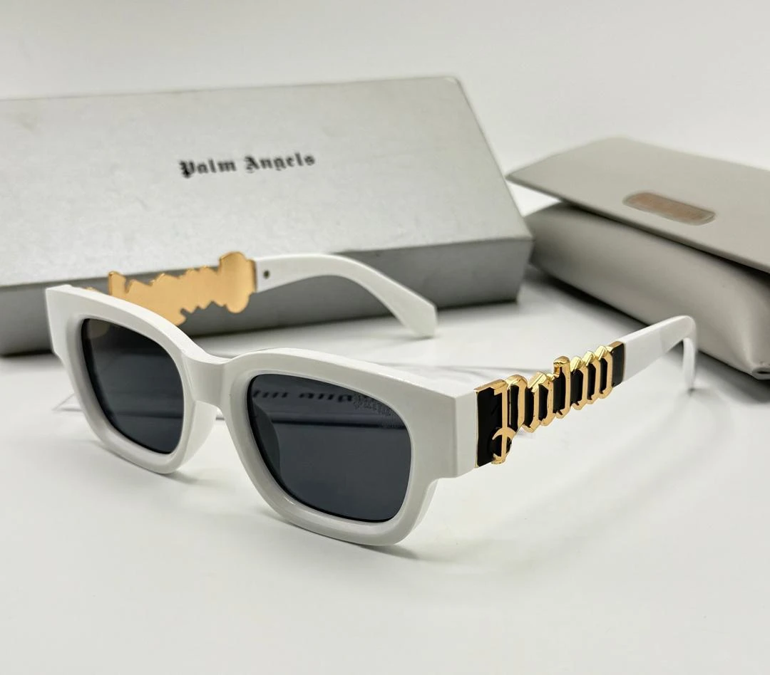 Palm Angels Bold Purple Square Sunglasses for Unisex – Trendy Mirrored Lens Fashion Eyewear with Iconic Logo Detailing