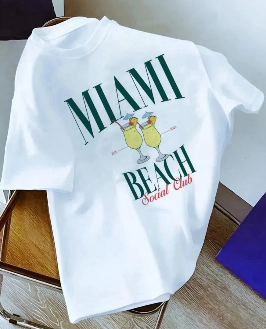 Premium Quality 350gms Thick Heavy Soft Cotton Round Neck T-Shirt With Fashionable Modern Desinger Art Printed in Front 