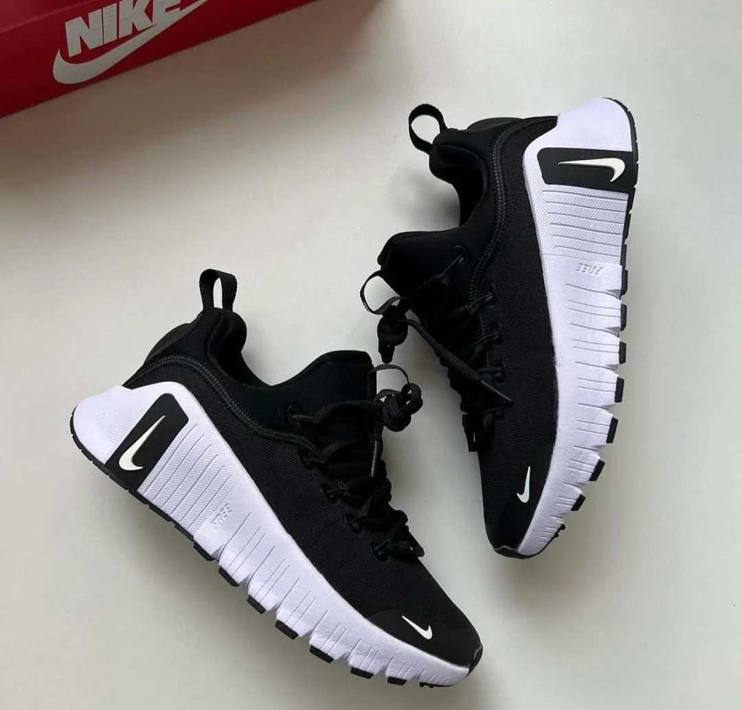 Nike Free Performance Training Sneakers - Black and White Athletic Shoes for Gym, Sports Running  Casual Comfort