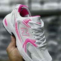 Women's New Balance 530 White  Pink Sneakers - Retro Lifestyle Running Shoes for Her, Ultimate Comfort  Style - View 2