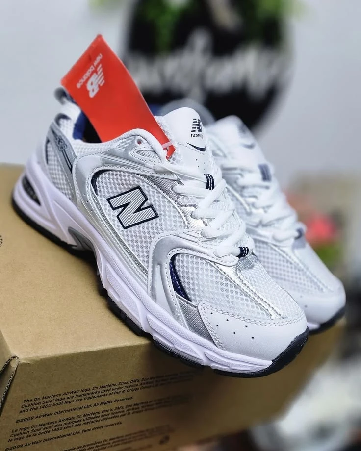 New Balance 530 Women Retro Running Sneakers - Stylish White Silver Trainers for Everyday Comfort - Main View