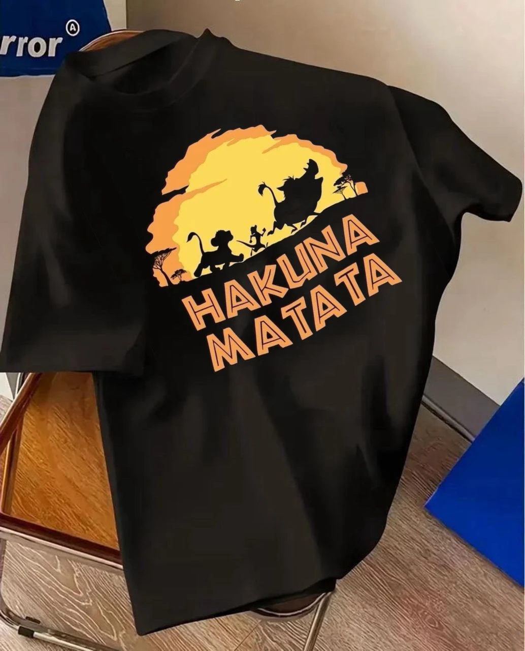 350gms Think Soft Cotton Comfy T Shirt with Modern Art Fashionable Print Designs for men and women