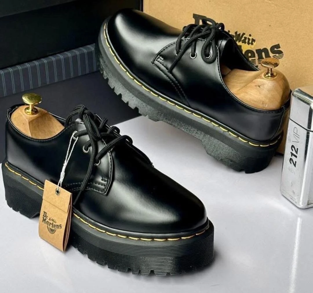 Dr. Martens Iconic Black Leather Platform Oxfords for Unisex | Chunky Sole Lace-Up Shoes with Yellow Stitching – Durable & Stylish Classic Footwear