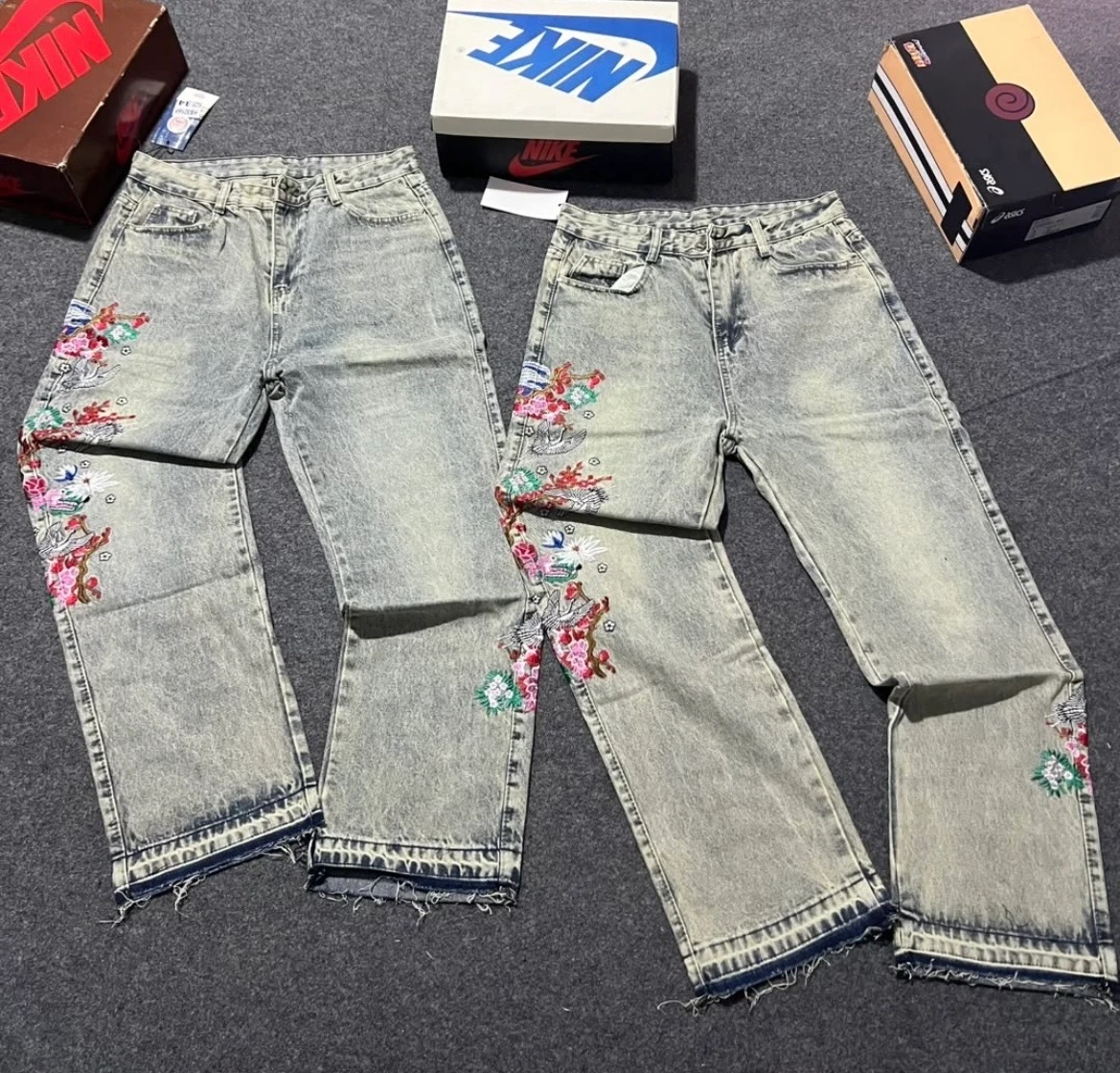 Unisex Trendy Light Wash Embroidered Denim Jeans - Vibrant Floral & Bird Design Wide Leg Casual Trousers for Modern Style & Comfort