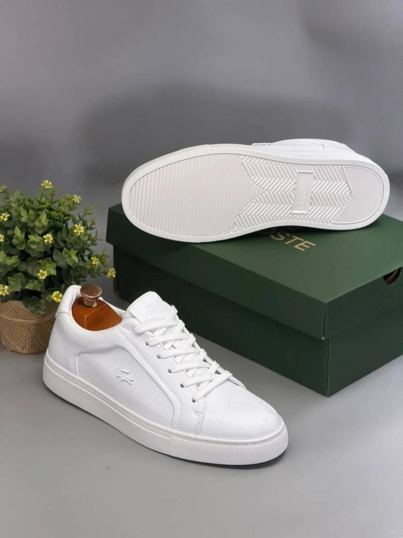 Men's Lacoste White Textured Leather Sneakers – Premium Casual and Semi-formal Flat Sole Men's Shoes for Effortless Style  All-Day Comfort