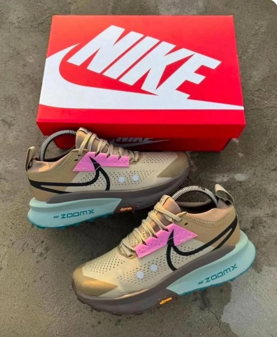 Nike Original ZoomX Trail Running Training Breathable Sneakers in Beige and Pink with Vibram Outsole for men and women 