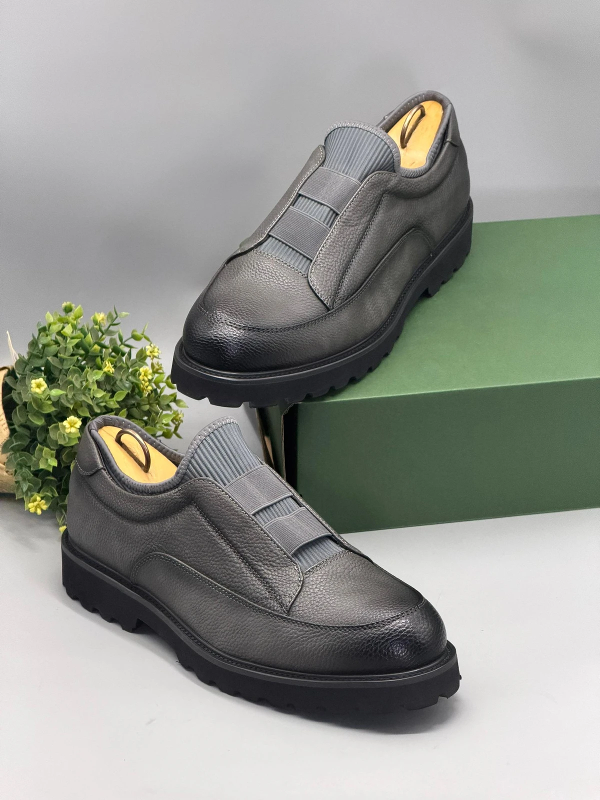 Berluti Men's Leather Slip-On Loafers Think Sole and Elastic Fastening – Comfortable  Versatile Casual Dress Shoes for Everyday Outting and Work