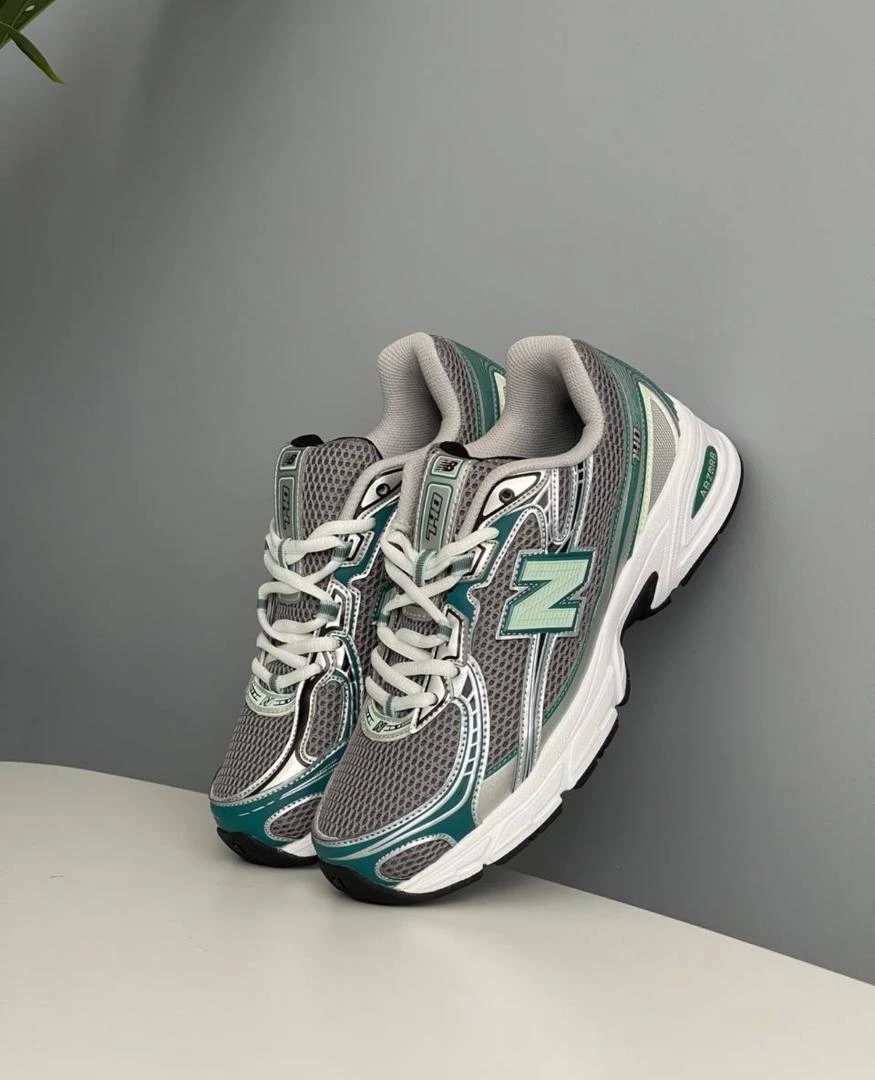 New Balance 530 Iconic Unisex Lifestyle Sneakers - Stylish Grey Teal Silver Metallic Trainers for Everyday Comfort