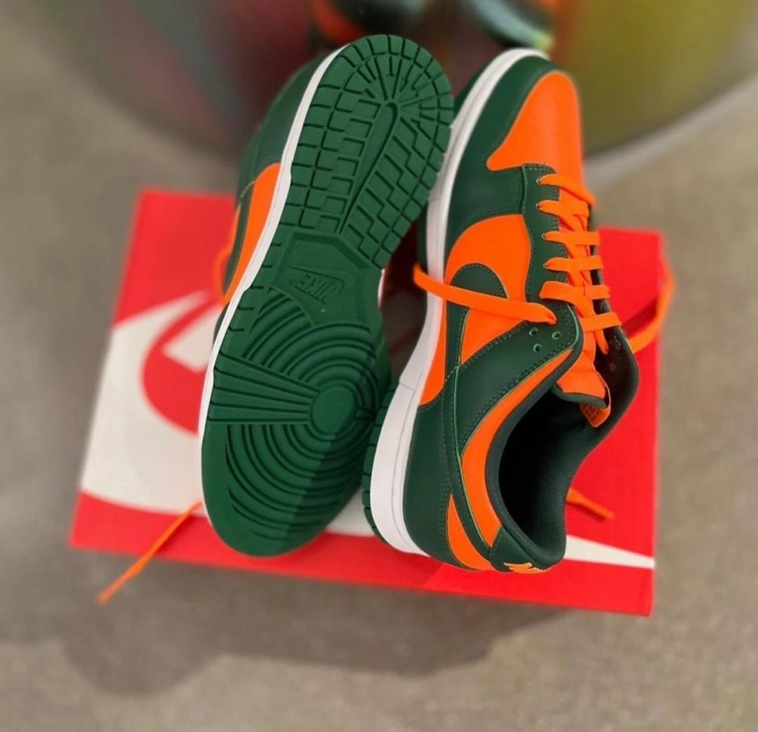 Nike SB Dunk Low Street Style Green and Orange Low-Top Sneakers Retro Kicks